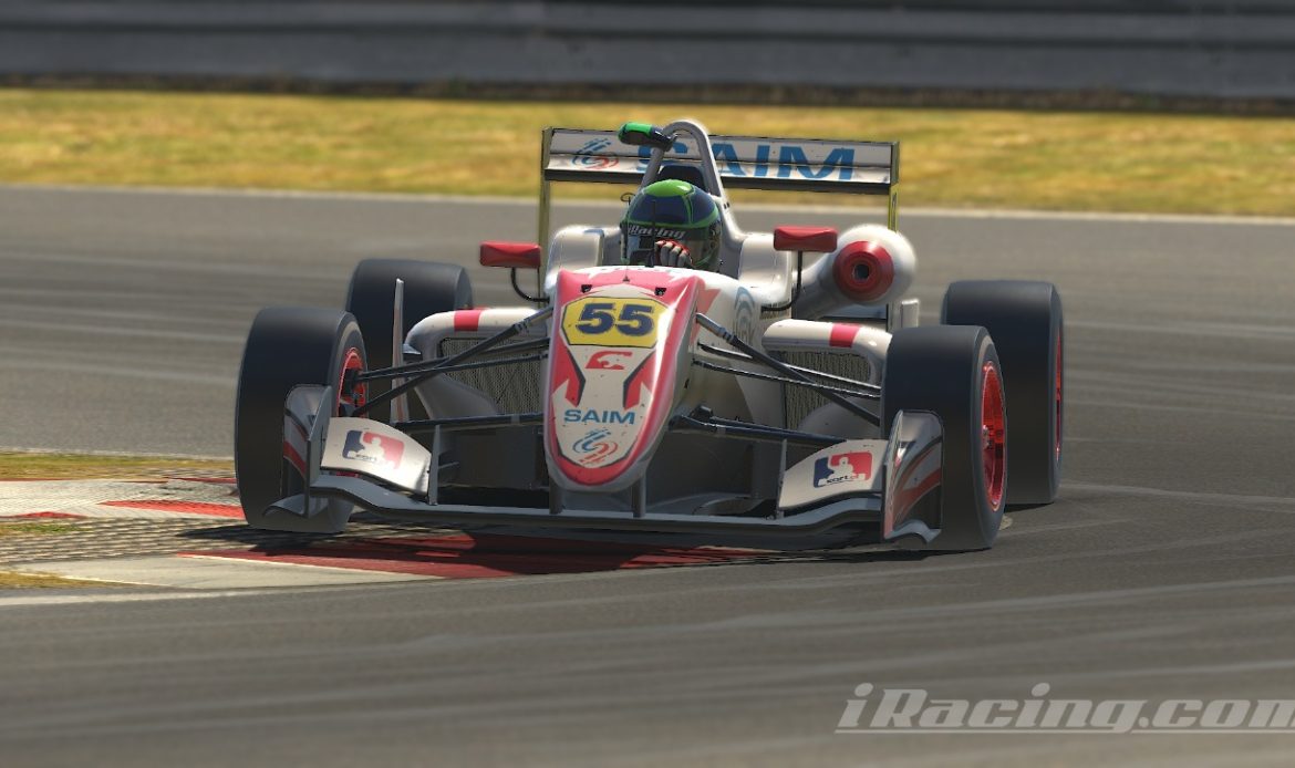 Nicolás Ambiado se sube al podio del Campeonato iRacing Saim Chile Fórmula 3