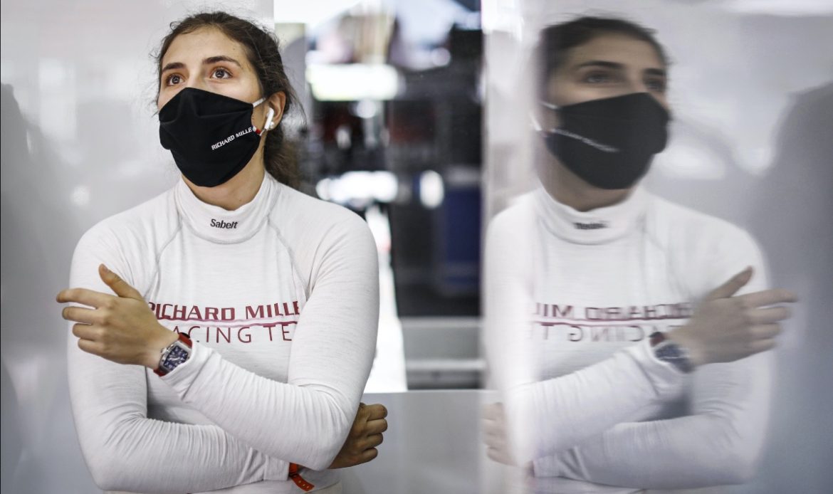 Colombiana Tatiana Calderón debuta en las 24 Horas de Le Mans