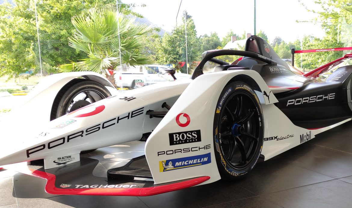 [Fórmula E] El Porsche 99X Electric es exhibido en Santiago