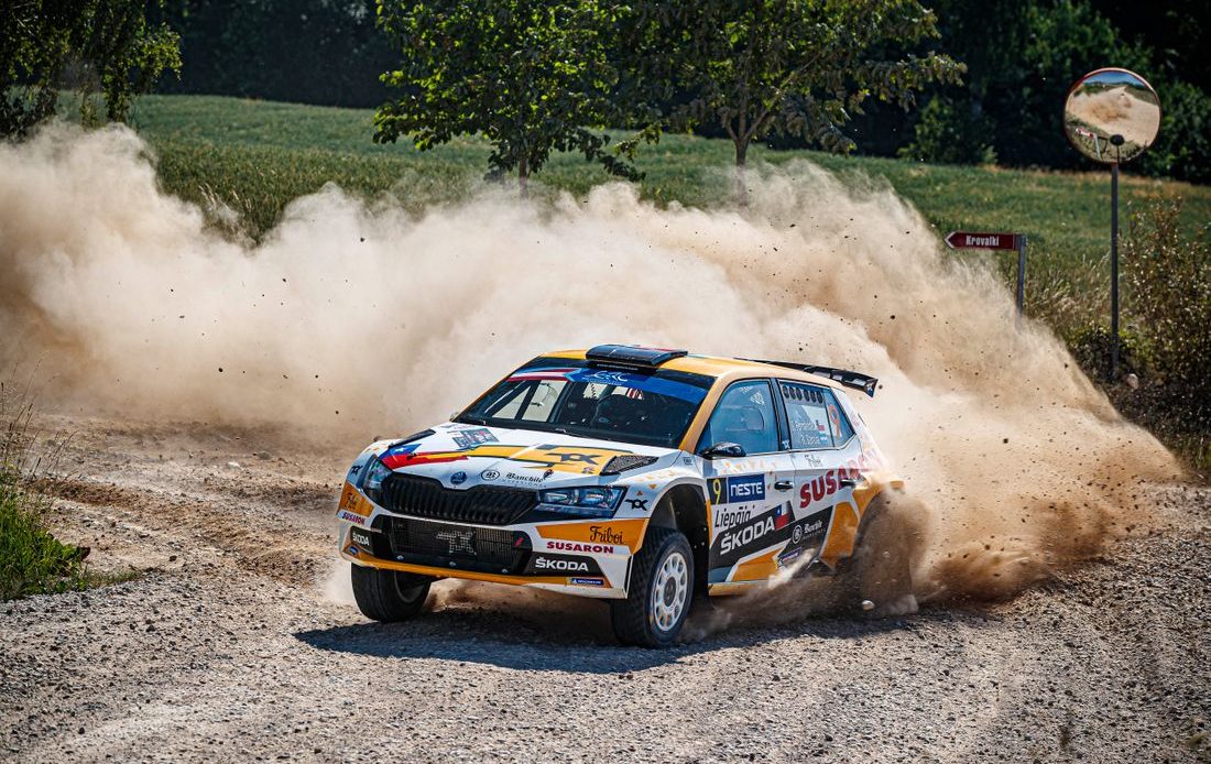 [Chilenos en el exterior] Emilio Fernández finalizó noveno en la segunda fecha del Campeonato Europeo de Rally
