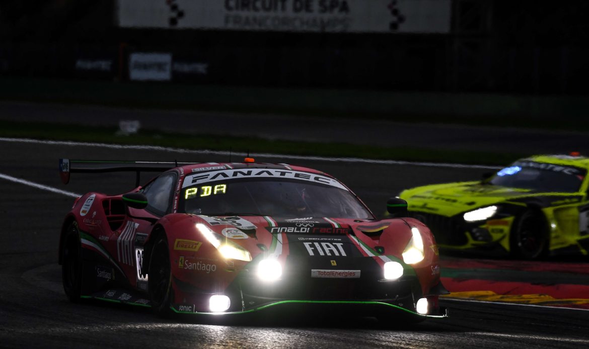 [Chilenos en el exterior] Benjamín Hites vio la bandera a cuadros en las 24 Horas de Spa-Francorchamps