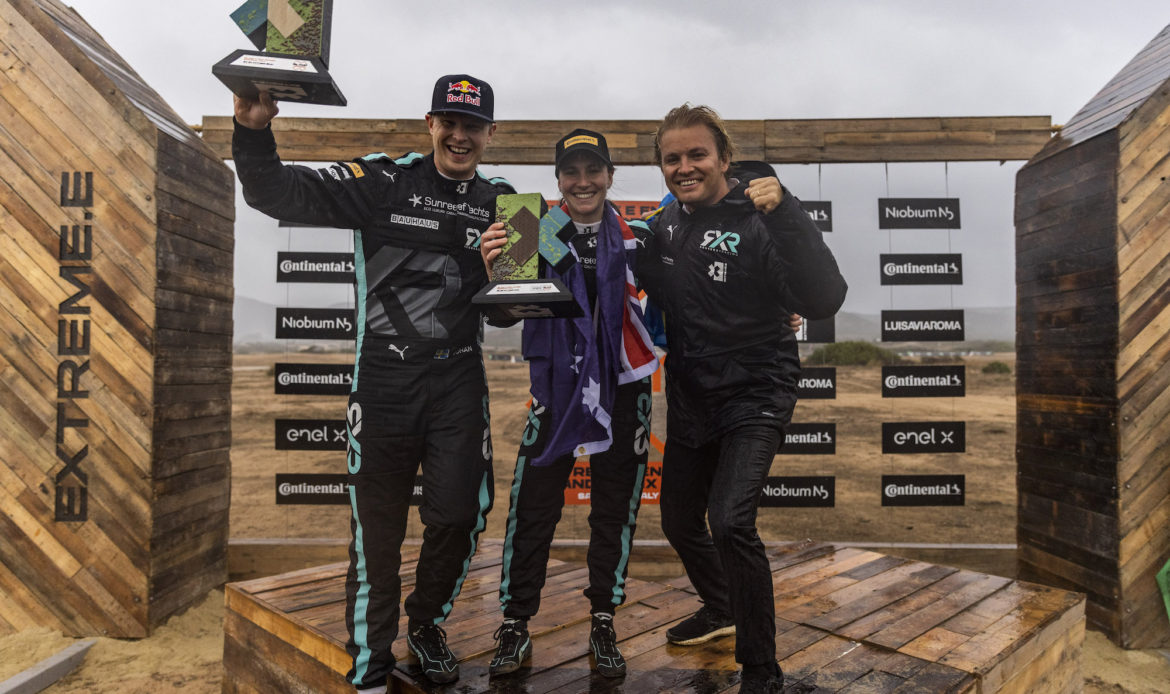 [Extreme E] Nico Rosberg festeja la victoria de su equipo en el Island X Prix