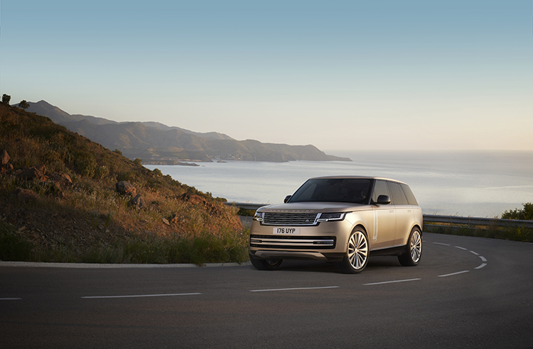 SUV de referencia: el Range Rover llega a su quinta generación
