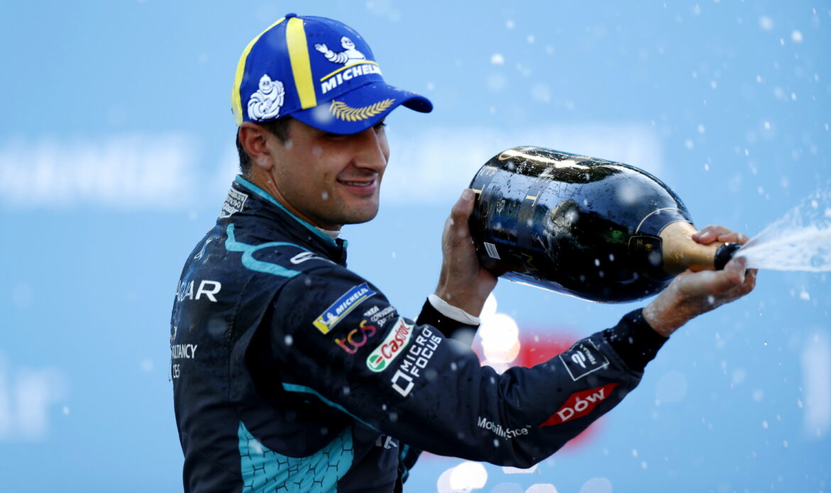 [Fórmula E] Mitch Evans triunfó nuevamente en Roma