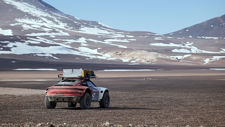 El Porsche 911 conquistó el Ojos del Salado, el volcán más alto del mundo